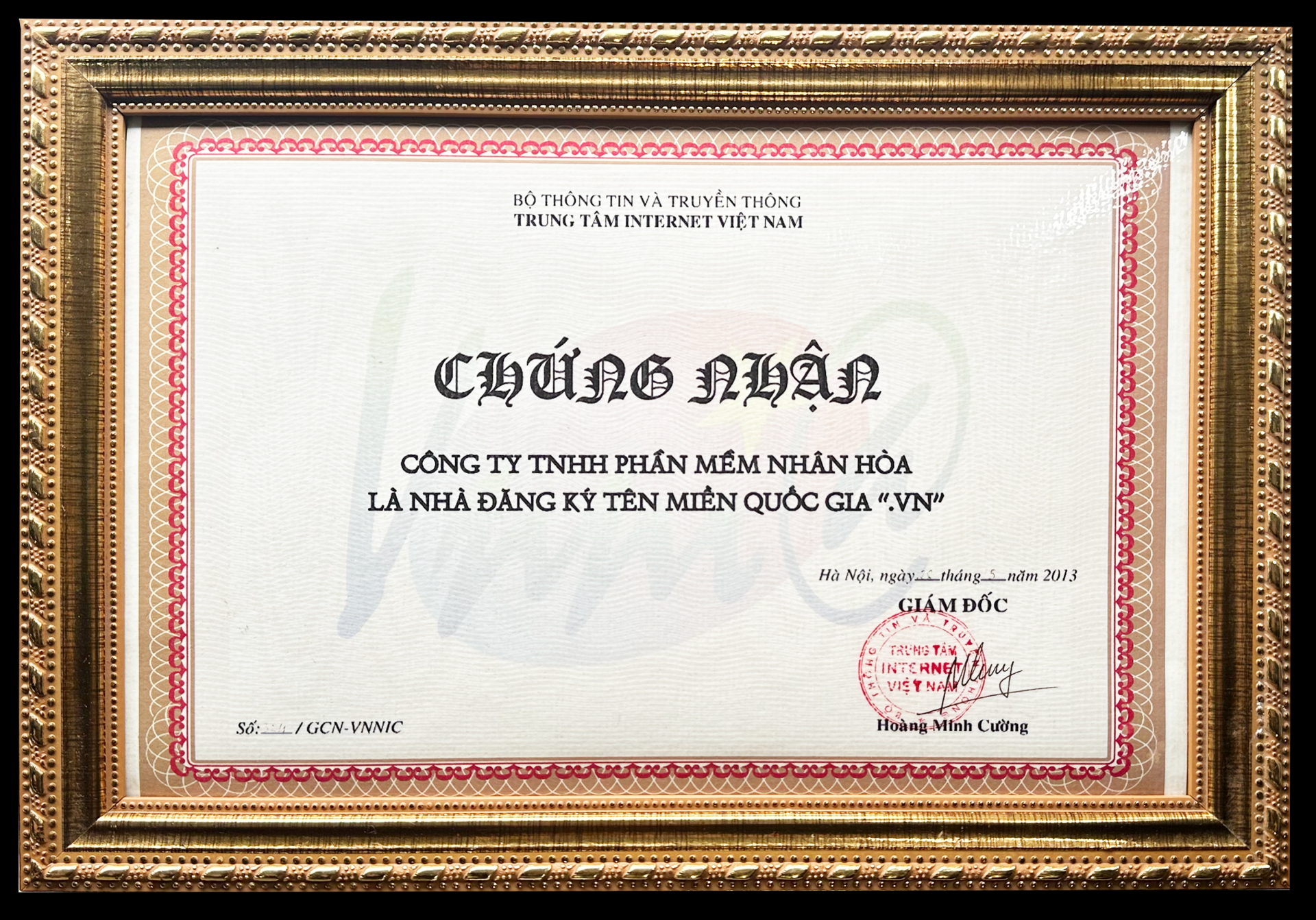 Chứng nhận Nhà đăng ký Tên miền Quốc gia .VN