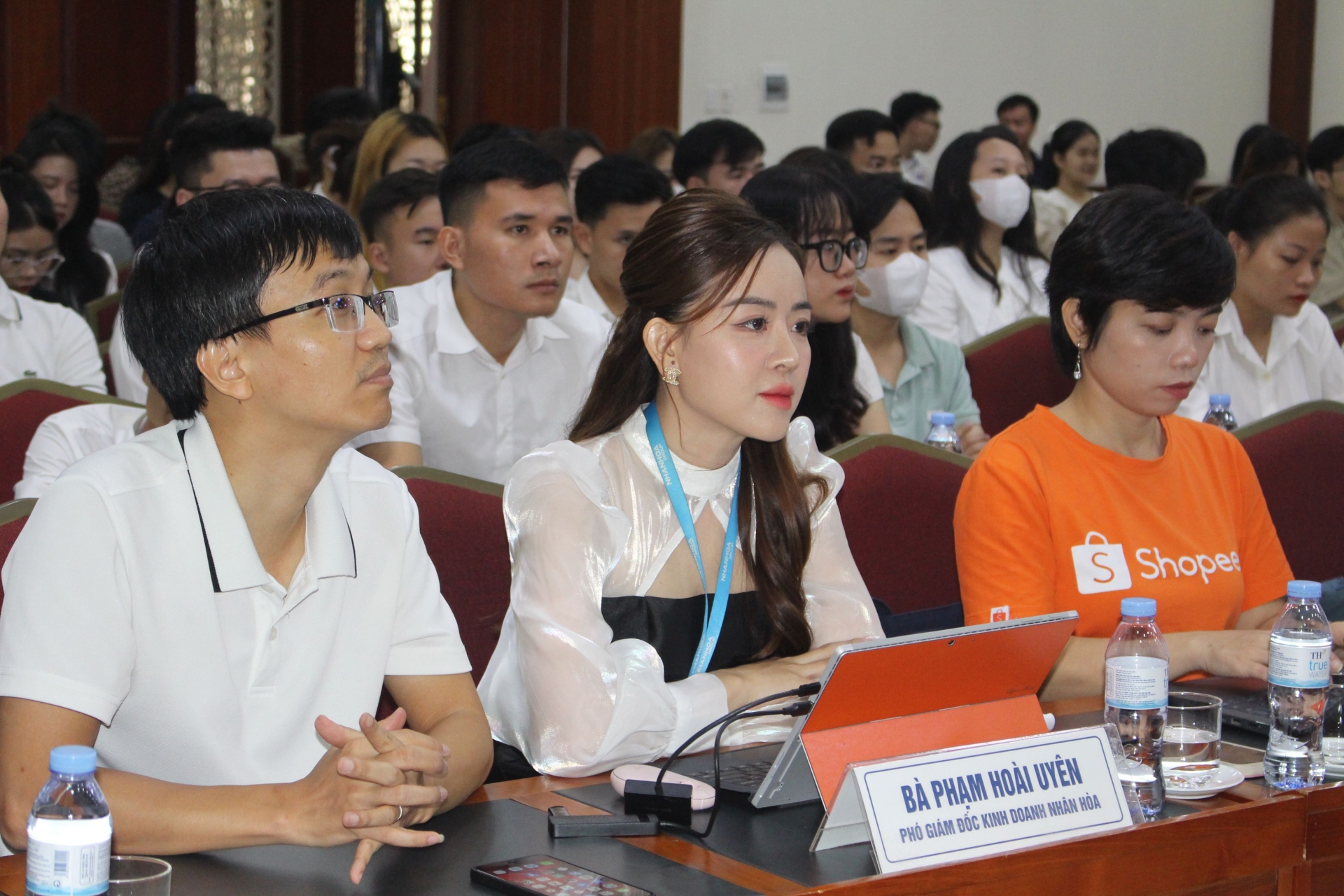 Nhân Hòa đồng hành cùng Hội thảo sinh viên tại Nghệ An (2023)