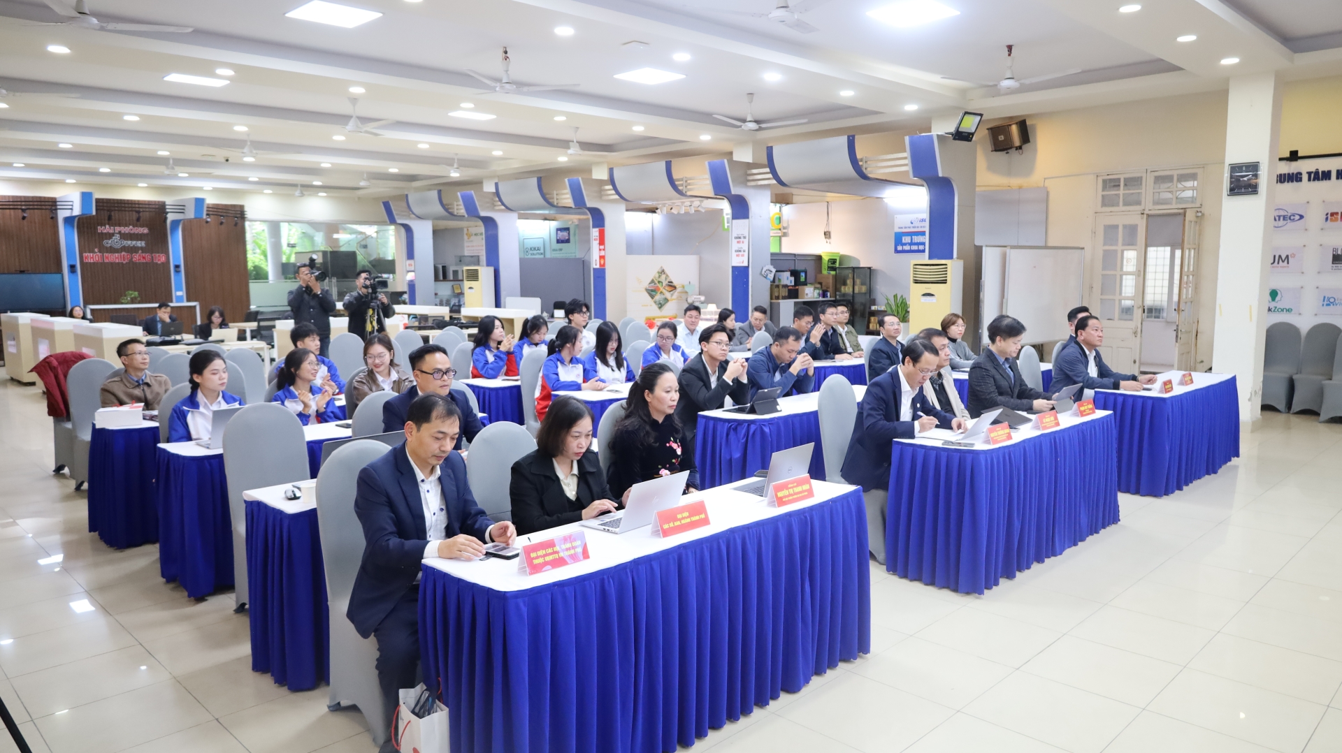 Nhân Hòa trao tặng hơn 200.000 tên miền và dịch vụ số, hỗ trợ Hải Phòng thúc đẩy hiện diện trực tuyến