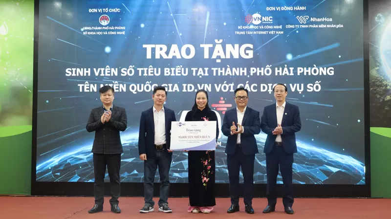 Nhân Hòa trao tặng hơn 200.000 tên miền và dịch vụ số, hỗ trợ Hải Phòng thúc đẩy hiện diện trực tuyến