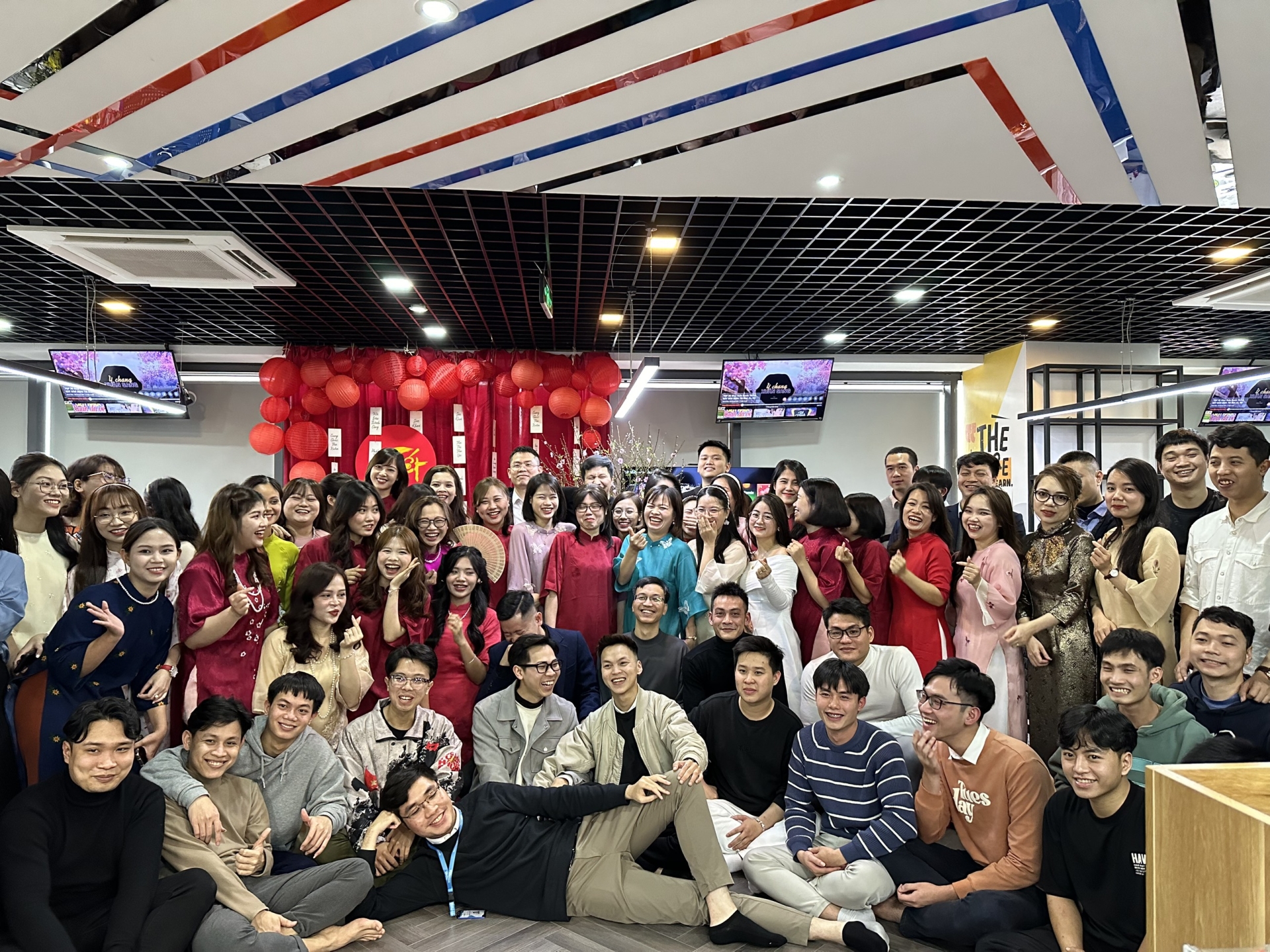 Nhân Hòa 2023: Kết Nối Thành Công – Hướng Tới Tương Lai