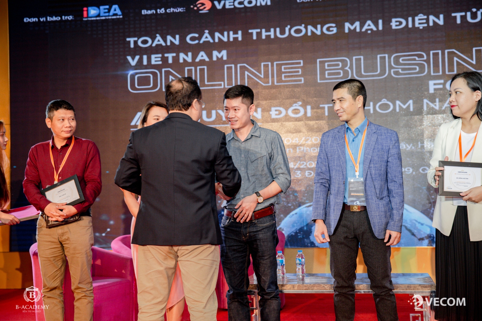 Nhân Hòa tham dự Vietnam Online Business Forum 2021 - Kết nối & phát triển kinh doanh số